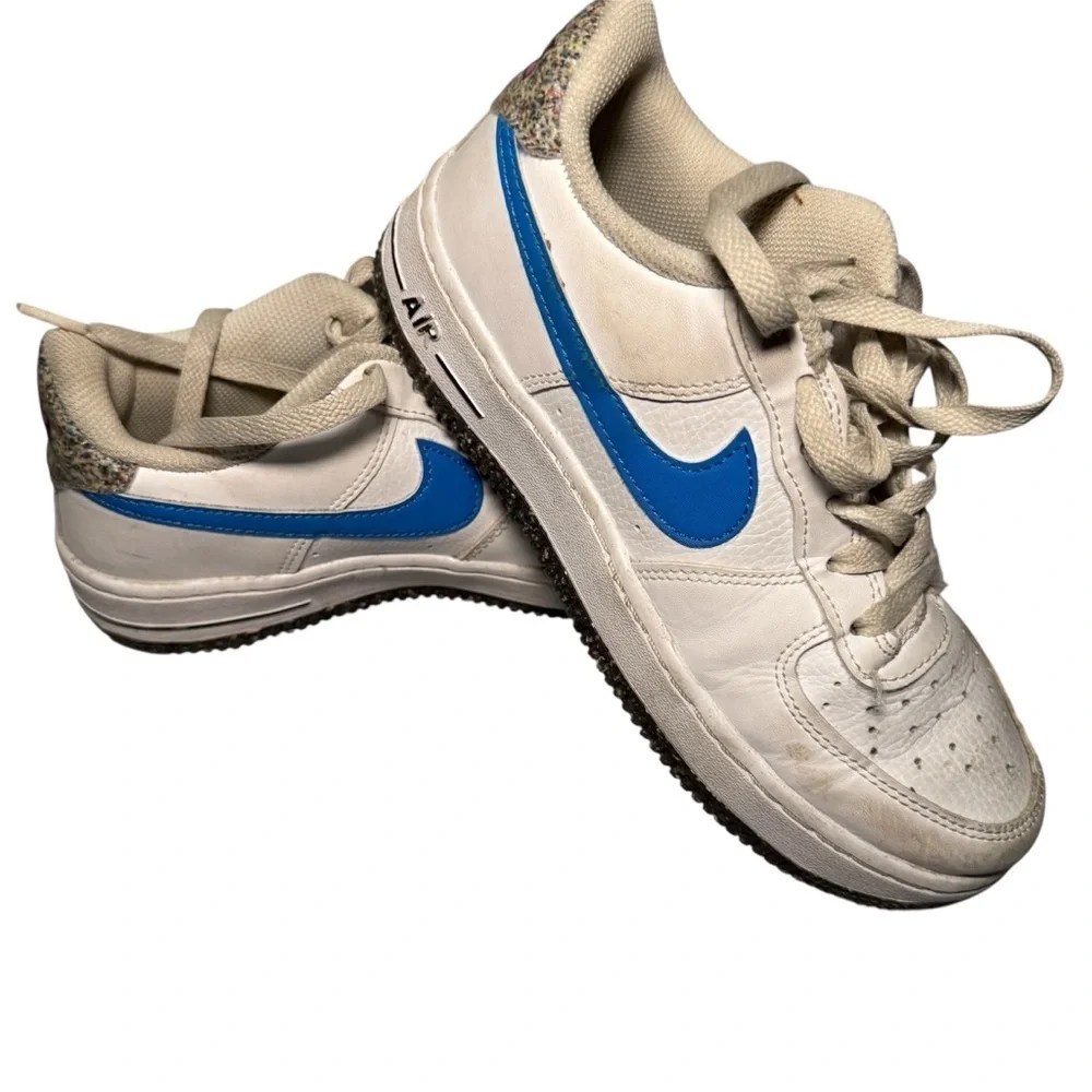 RARE Nike Air Force 1 LV8 Kids 4.5Y Girls Sneakers White & Blue AF1